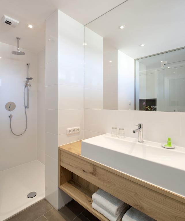 Hotel M120 Unterföhring Quarto foto